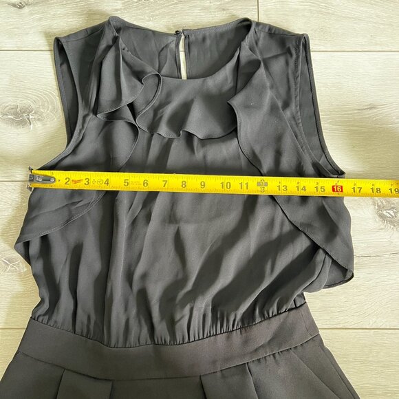 Zara Black Ruffle Trim Sleeveless Keyhole Button Back Romper Women's Medium - Picture 3 of 6